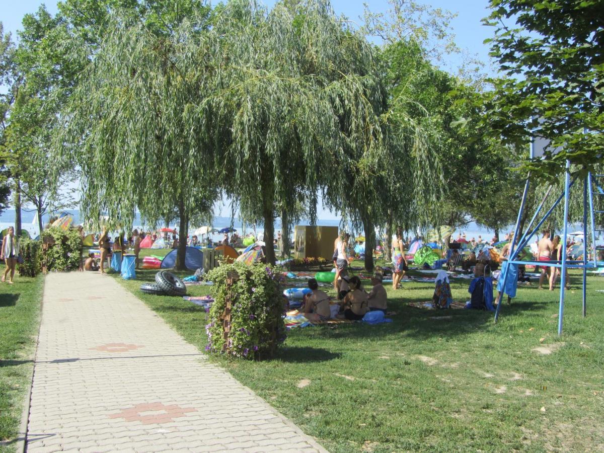 Ferienhaus Plattensee/Balaton Szolad Exterior foto